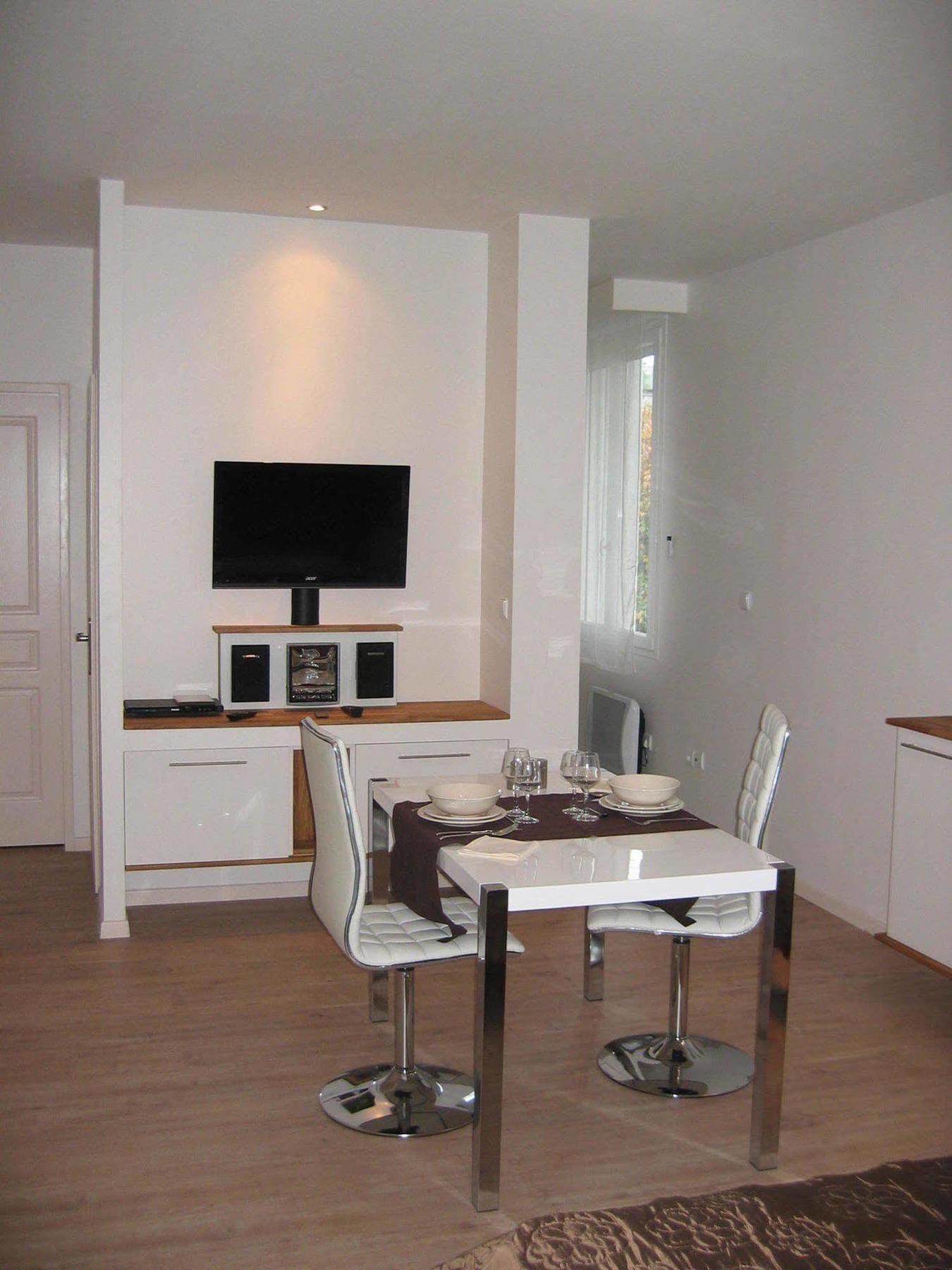 Le Beau Site Apartment